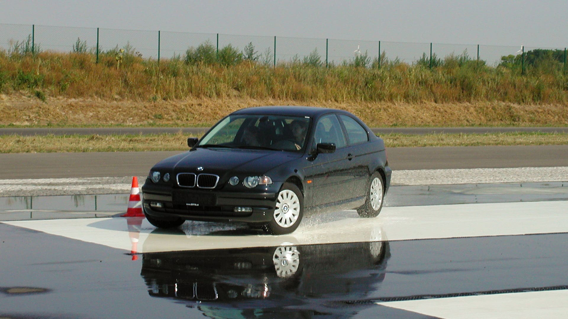 Mehrphasen-Fahrsicherheitstraining PKW